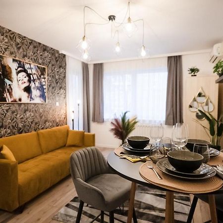 Moonlight Premium Central Apartment بودابست المظهر الخارجي الصورة