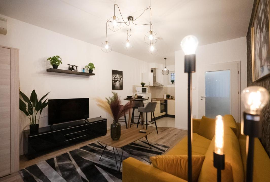 Moonlight Premium Central Apartment بودابست المظهر الخارجي الصورة